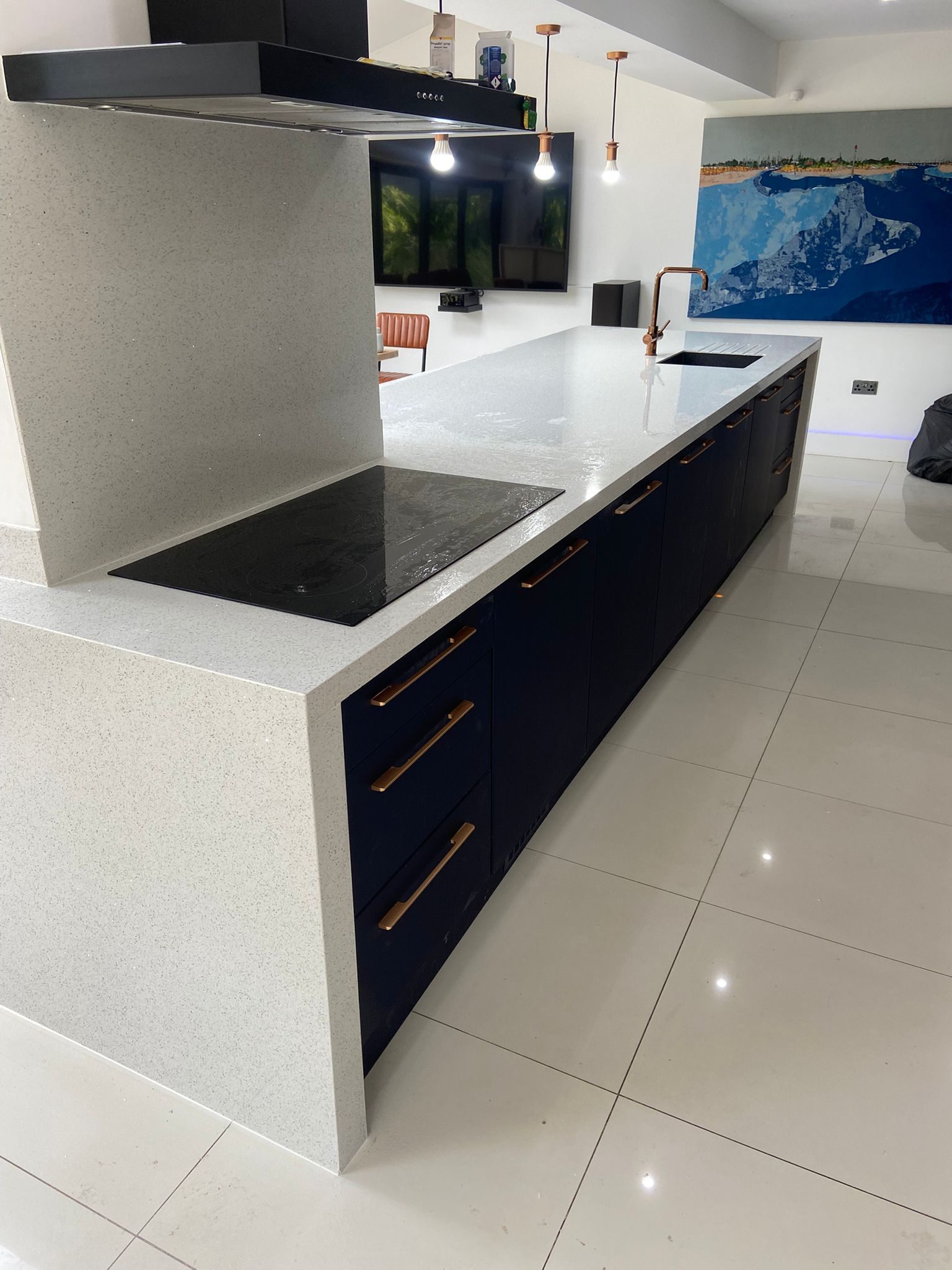 Marine Blue Meets White Sparkle (3)