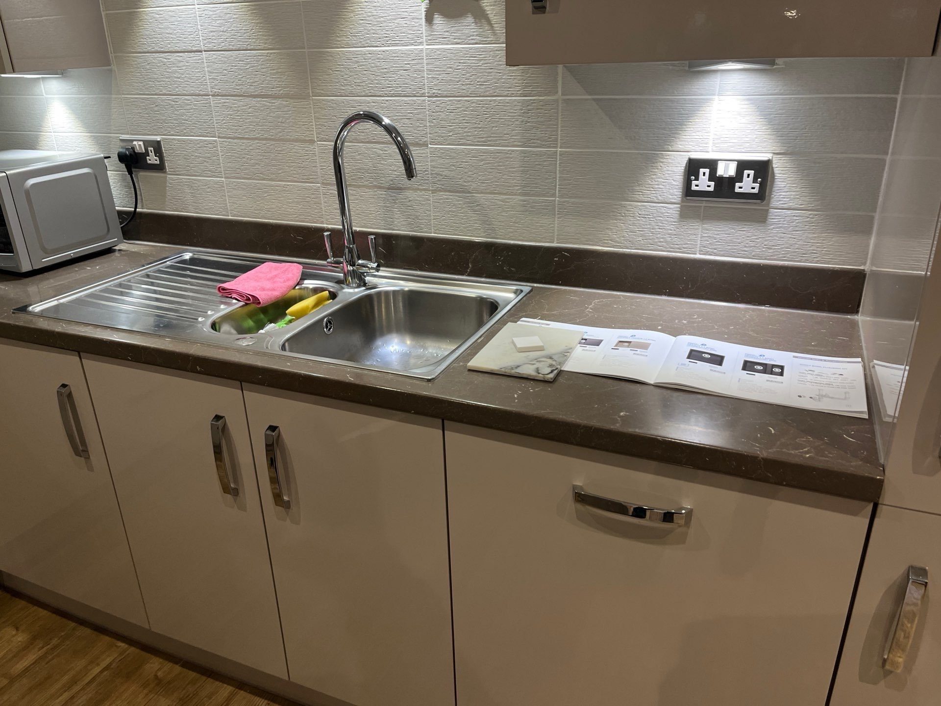 Before – Calacatta Retro quartz overlay – Somerset