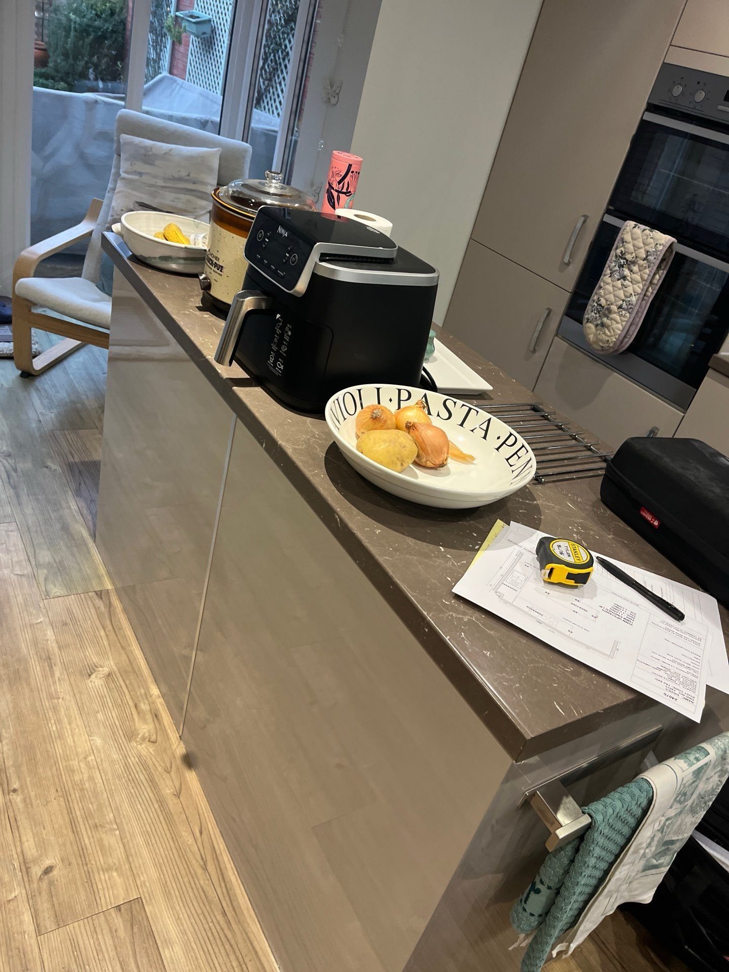 Before – Calacatta Retro quartz overlay – Somerset