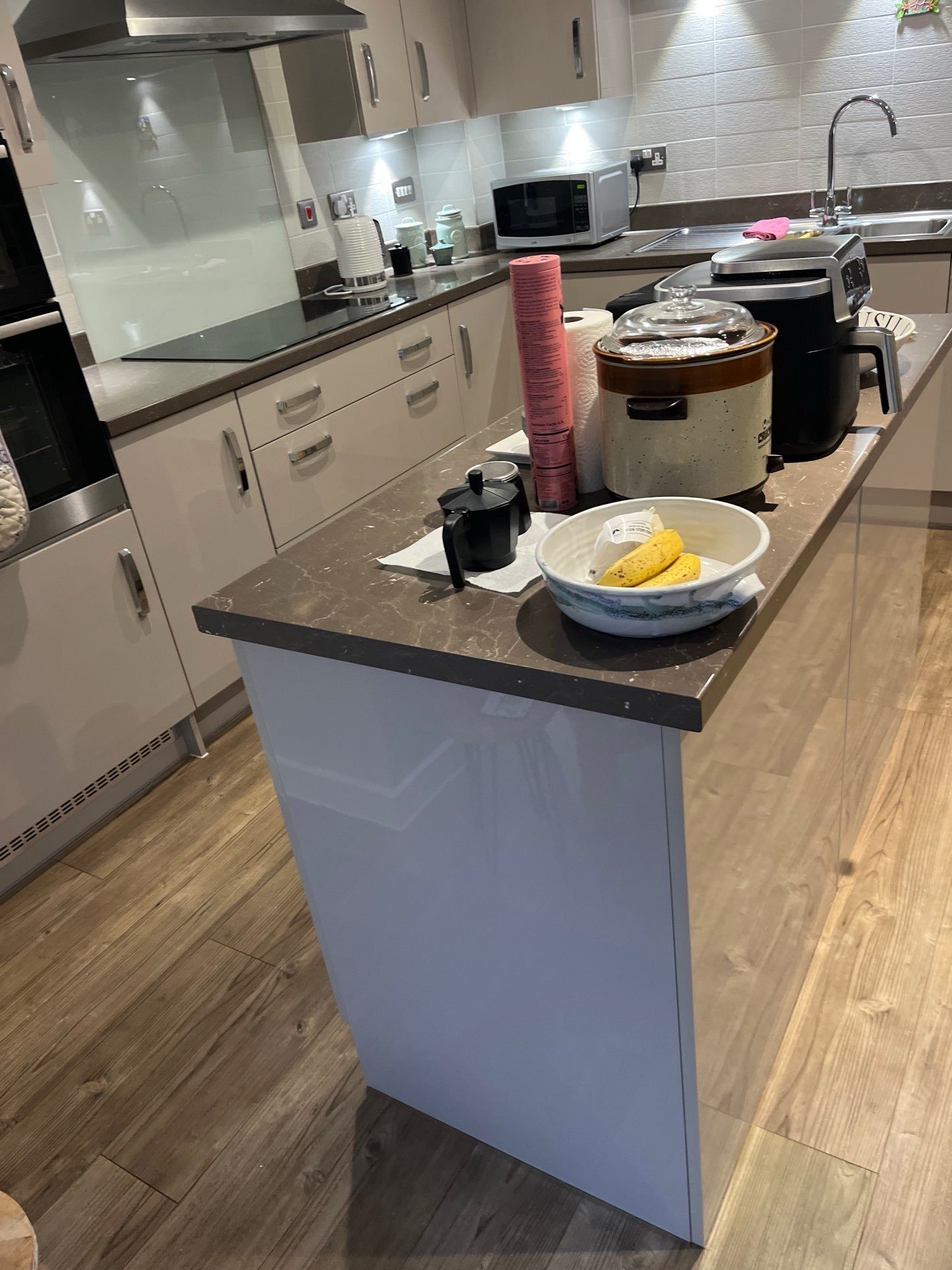 Before – Calacatta Retro quartz overlay – Somerset