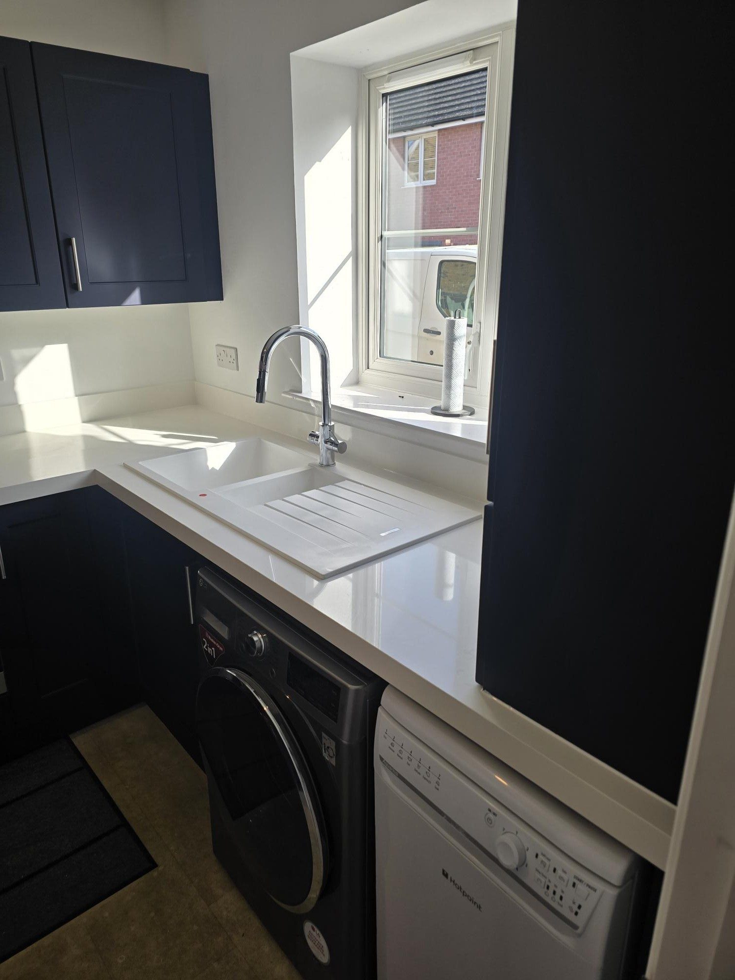 After – Horton doors in Marine Blue Superior Matt – Pure White quartz overlay – Rutherford