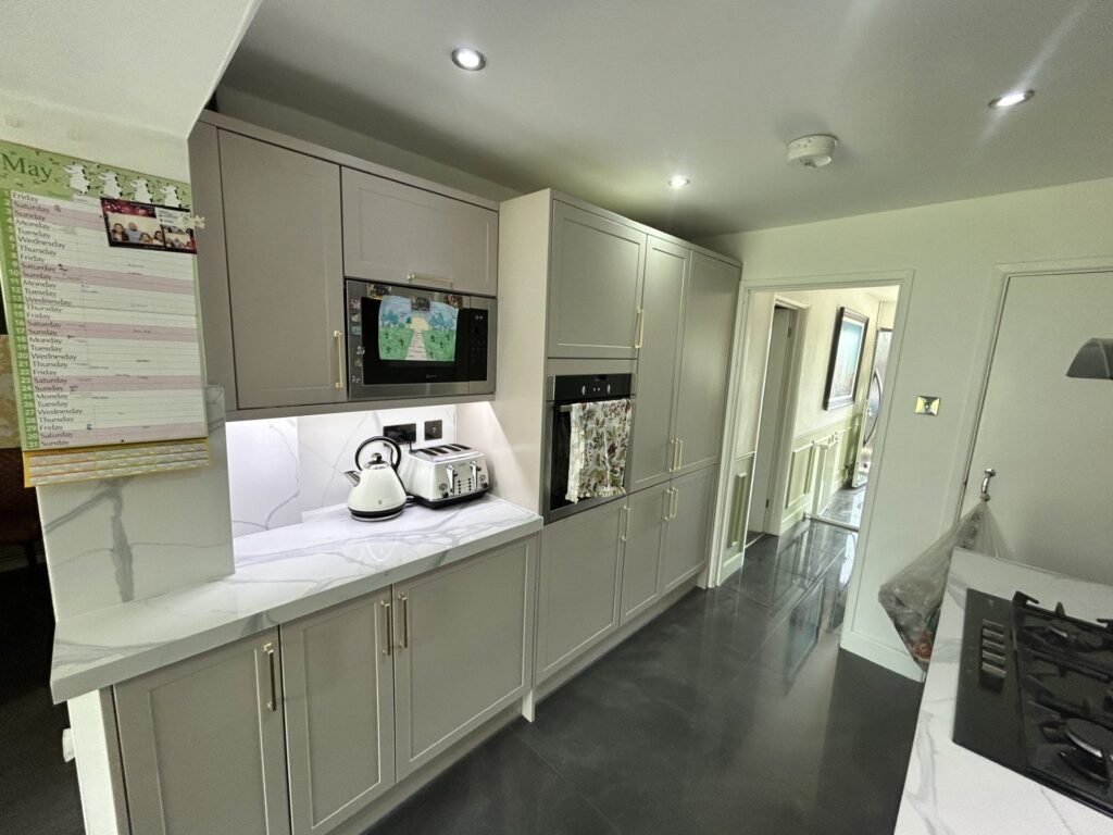 After – Kelstone doors in Matt Kashmir – Vitton quartz overlay – Chatham